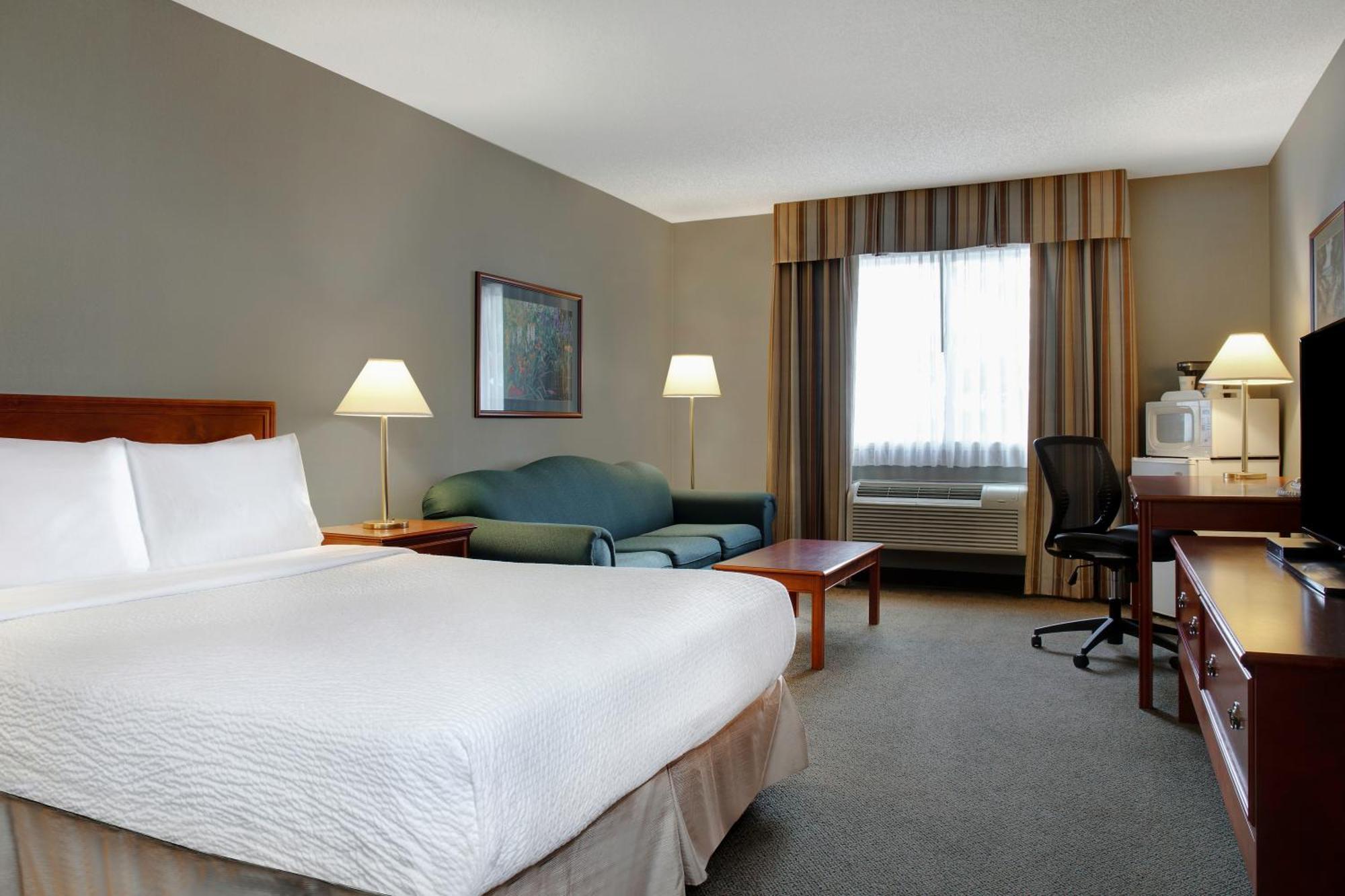 Days Inn By Wyndham Whitecourt Esterno foto